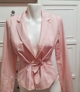 Light weight pin striped jacket.